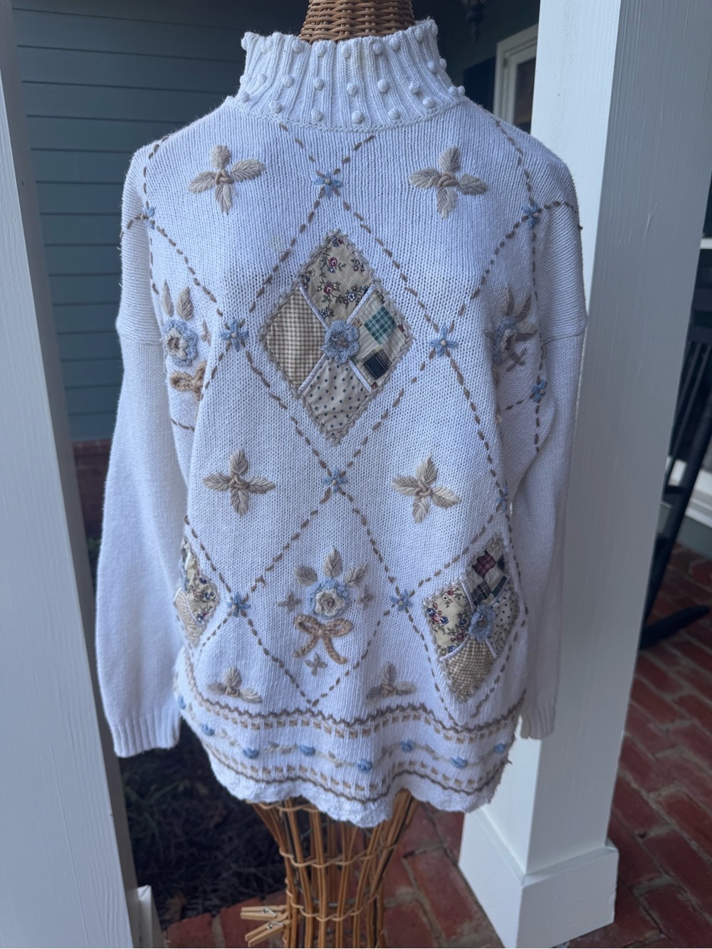 Vintage 90s  Patchwork Floral Embroidered Sweater M